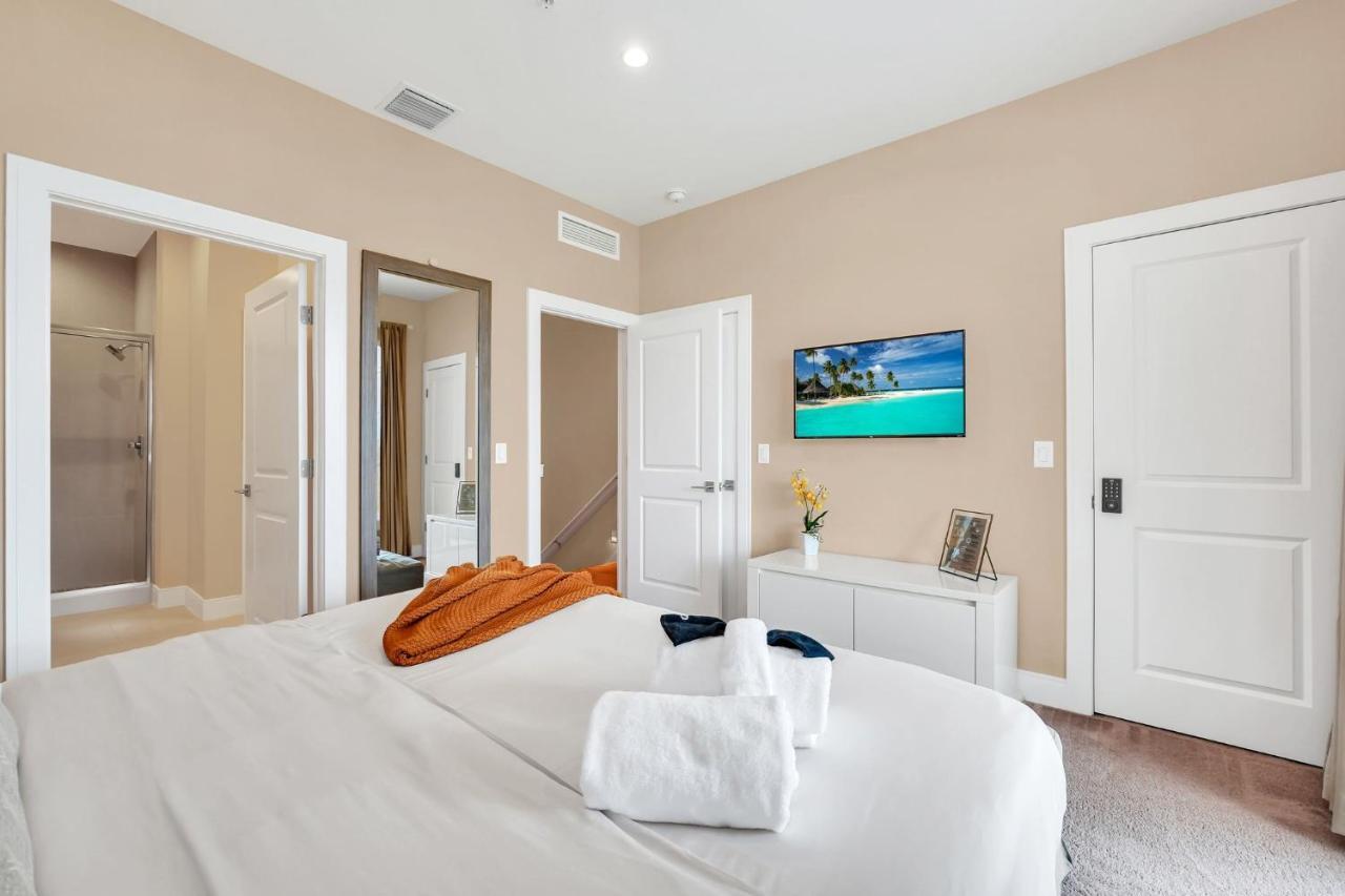 Luxury Villa Less Than A Mile From Disneyworld -Bonus Elevator- Orlando Zewnętrze zdjęcie